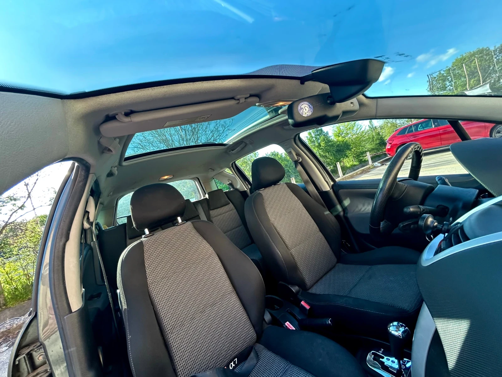 Peugeot 207 SW - изображение 8