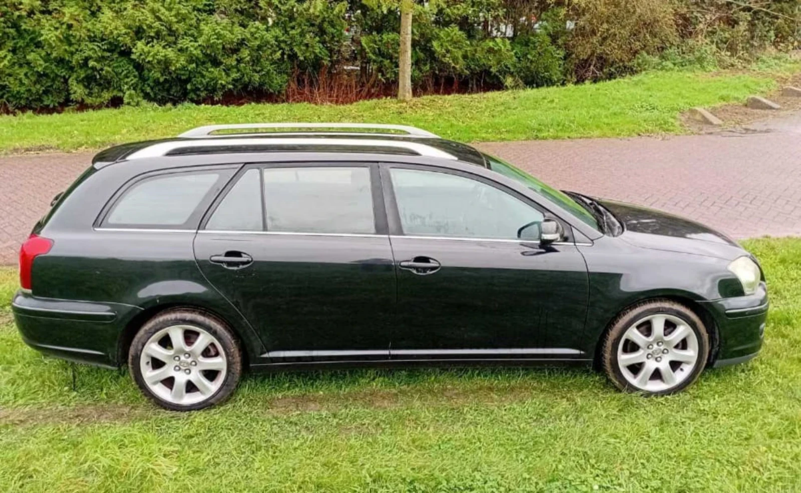 Toyota Avensis  - изображение 3