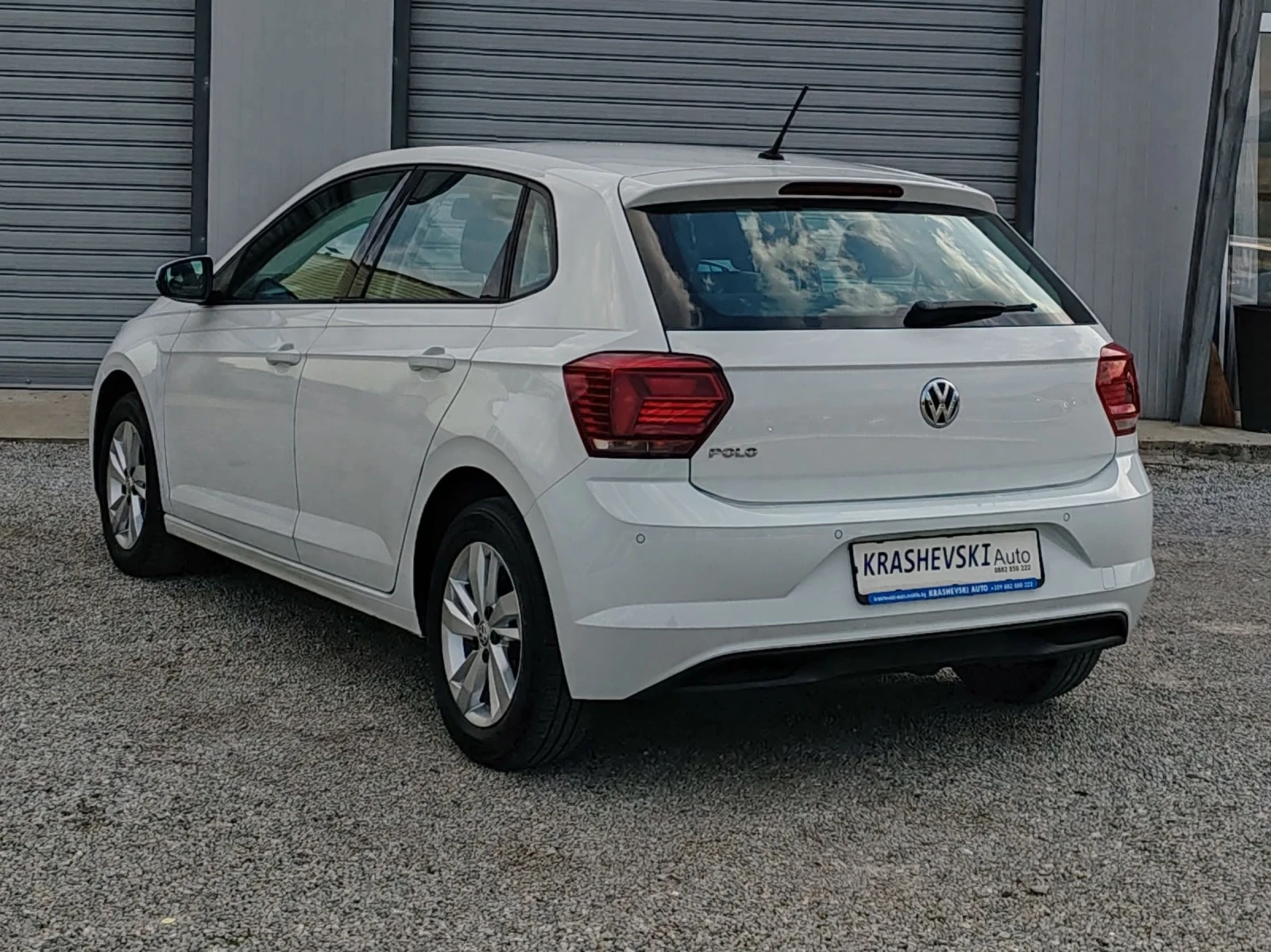 VW Polo 1.0i Euro6b Full - изображение 4