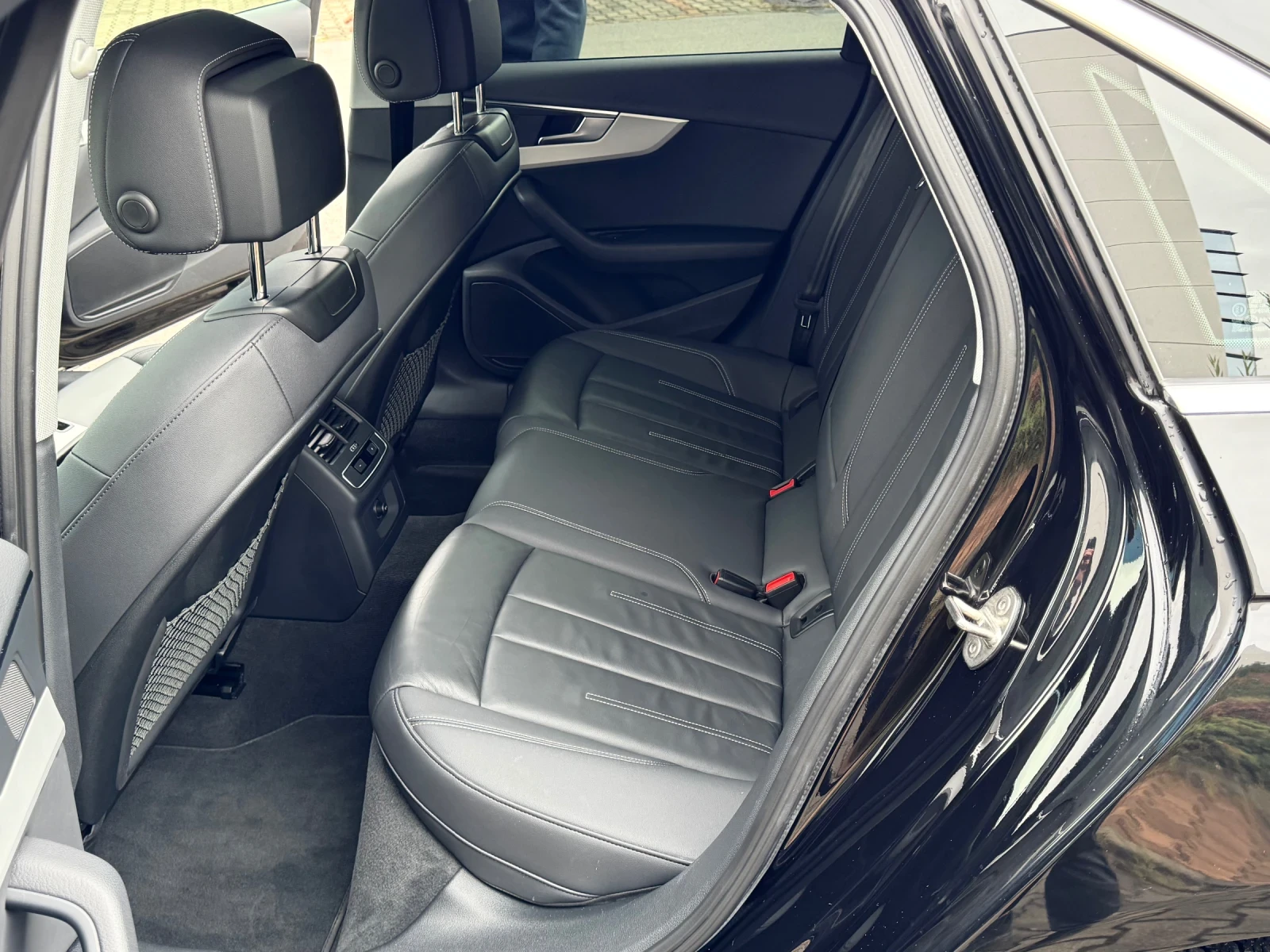 Audi A4 2.0  44 265.. | Mobile.bg   11