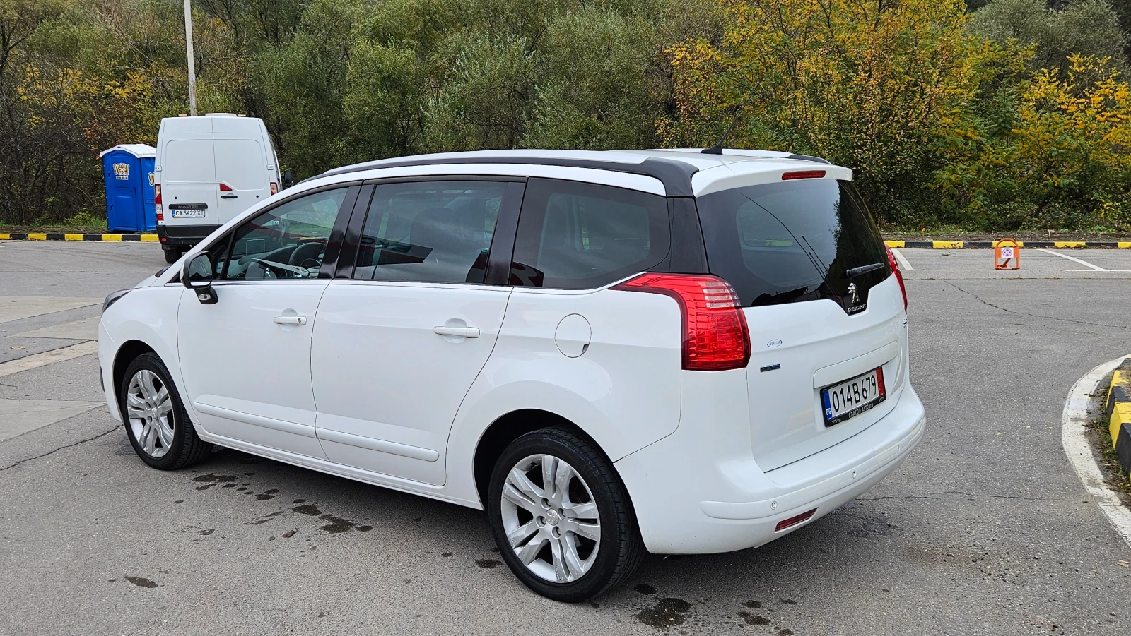 Peugeot 5008 1.6 Hdi NAVIG/PANORAMA/Euro-6b - изображение 3