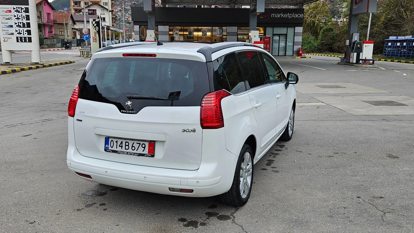 Peugeot 5008 1.6 Hdi NAVIG/PANORAMA/Euro-6b - изображение 5