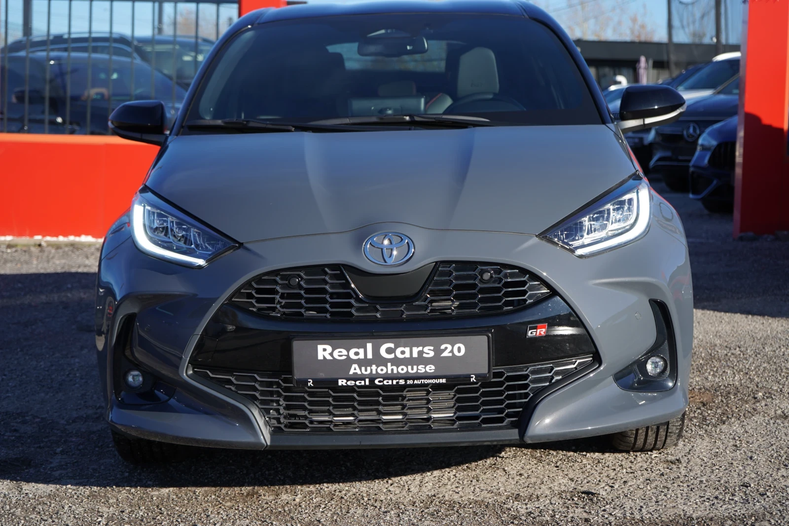 Toyota Yaris GR* SPORT* HYBRID*  - изображение 2