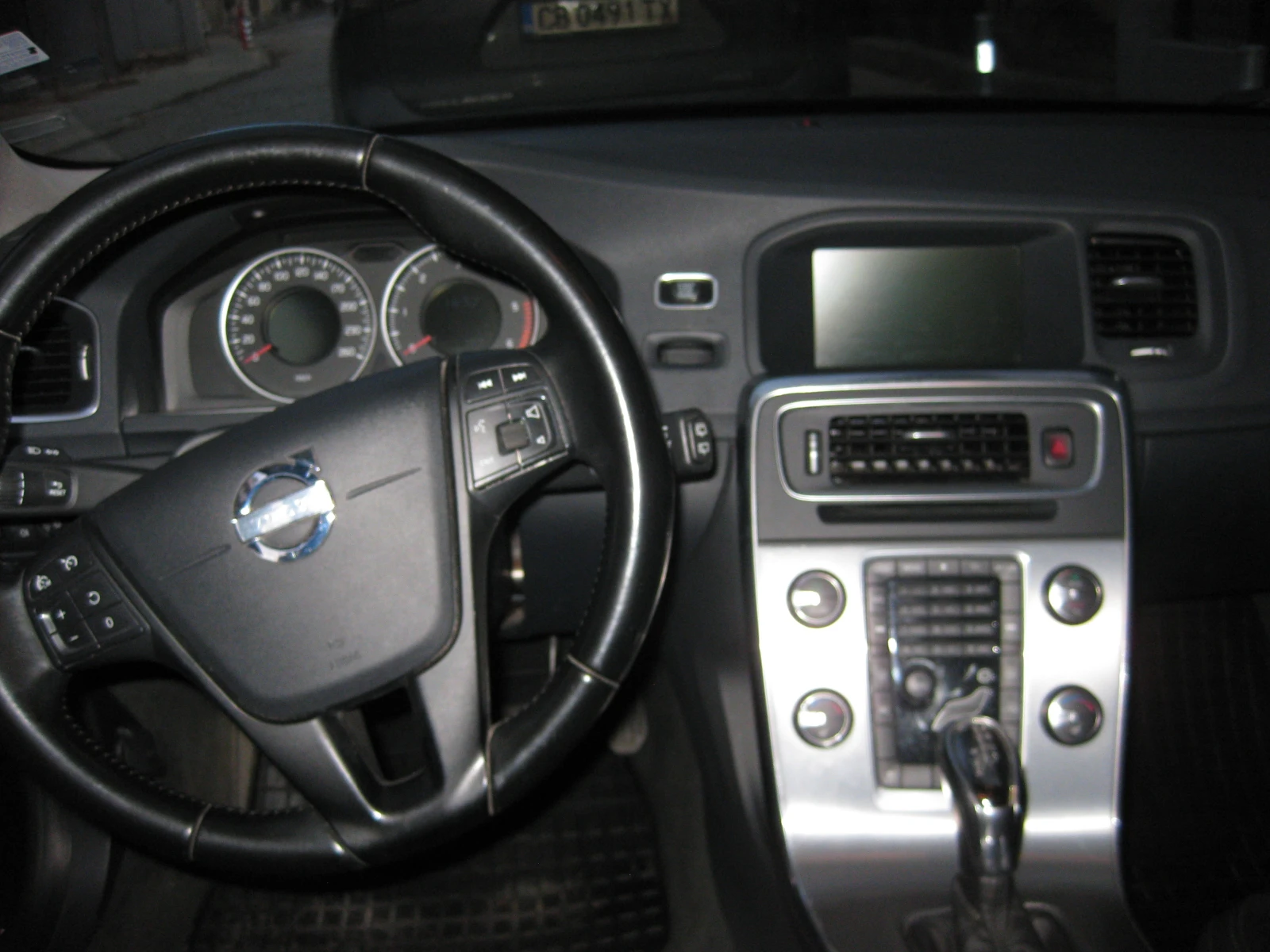 Volvo V60  - изображение 7