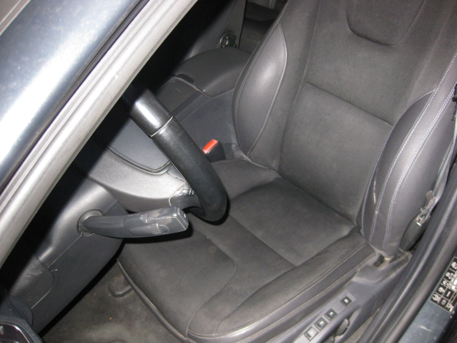 Volvo V60  - изображение 5