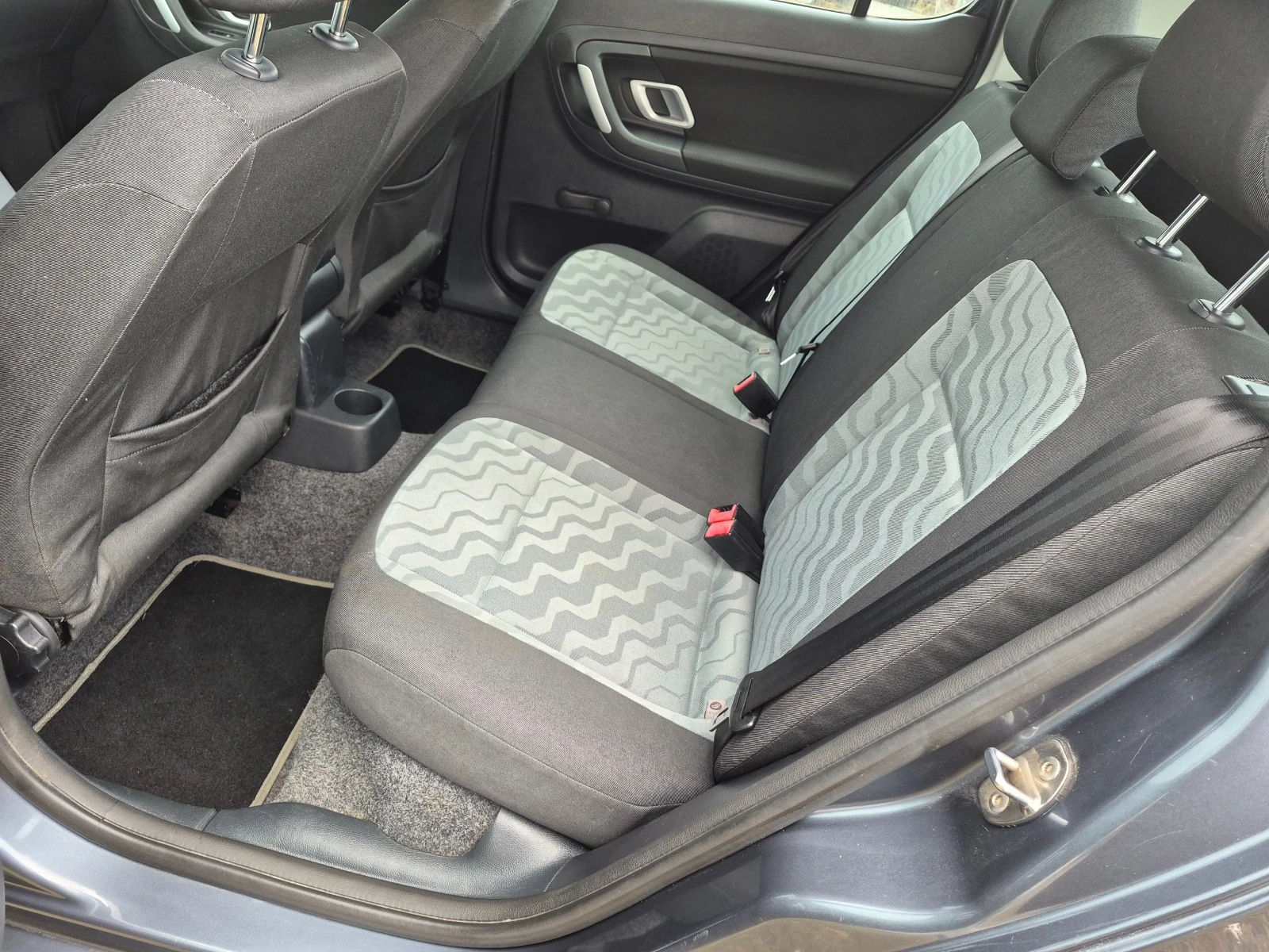 Skoda Fabia 1.2i | Mobile.bg � ����������� 12