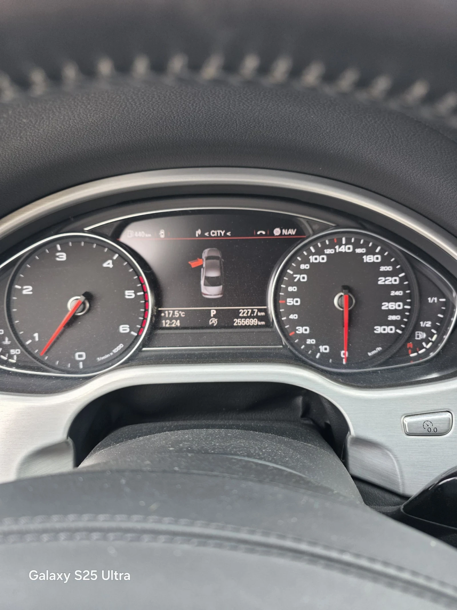 Audi A8 4.2TDI quattro (351�.�.) | Mobile.bg � ����������� 11