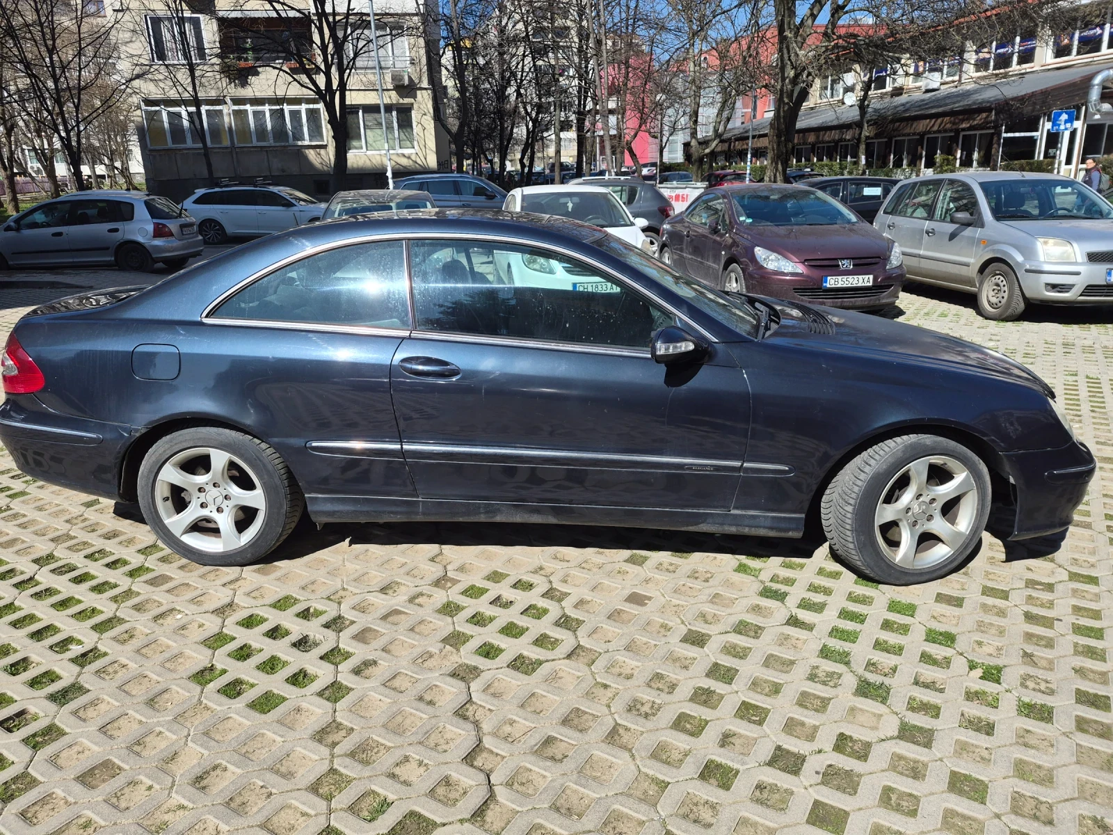 Mercedes-Benz CLK 270 cdi, снимка 2 - Автомобили и джипове - 53825610