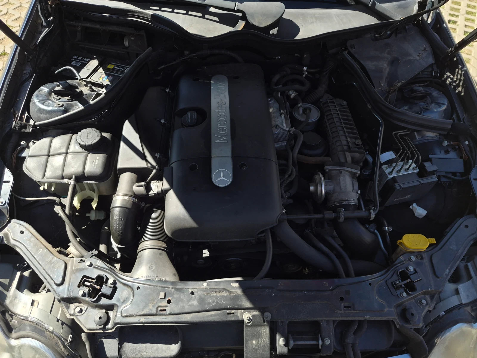 Mercedes-Benz CLK 270 cdi, снимка 6 - Автомобили и джипове - 53825610