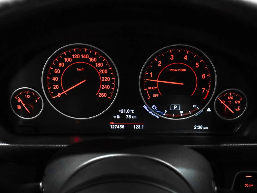 BMW 340 xDrive Sedan AWD* АвтоКредит* (ЦЕНА ДО БГ)* , снимка 12 - Автомобили и джипове - 54029297