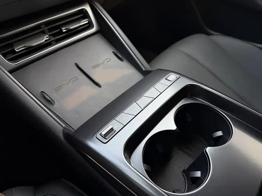 BYD Qin Plus EV QinL RWD 56.64 kWh | Mobile.bg � ����������� 14