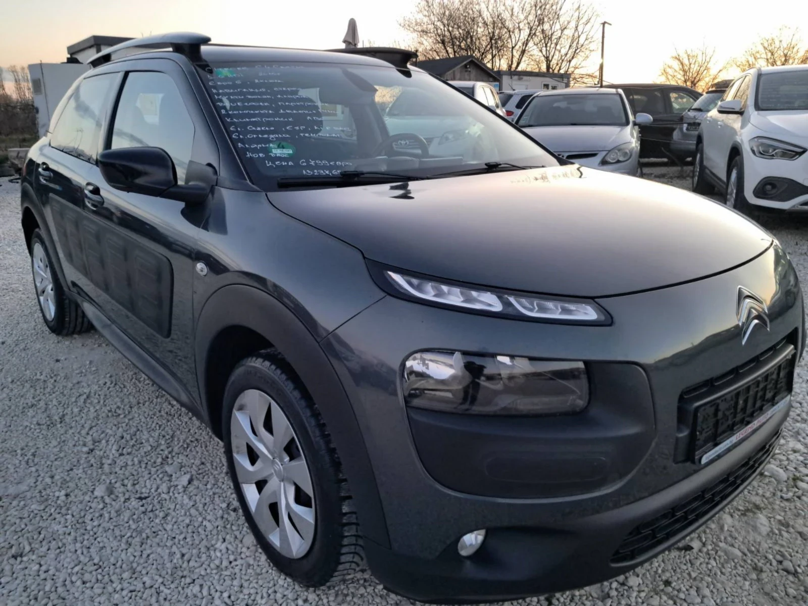 Citroen C4 Cactus 1.6 HDI, снимка 3 - Автомобили и джипове - 54190108