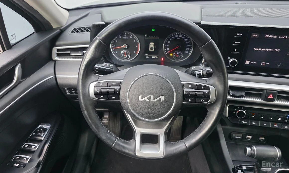 Kia K5, снимка 13 - Автомобили и джипове - 54334856