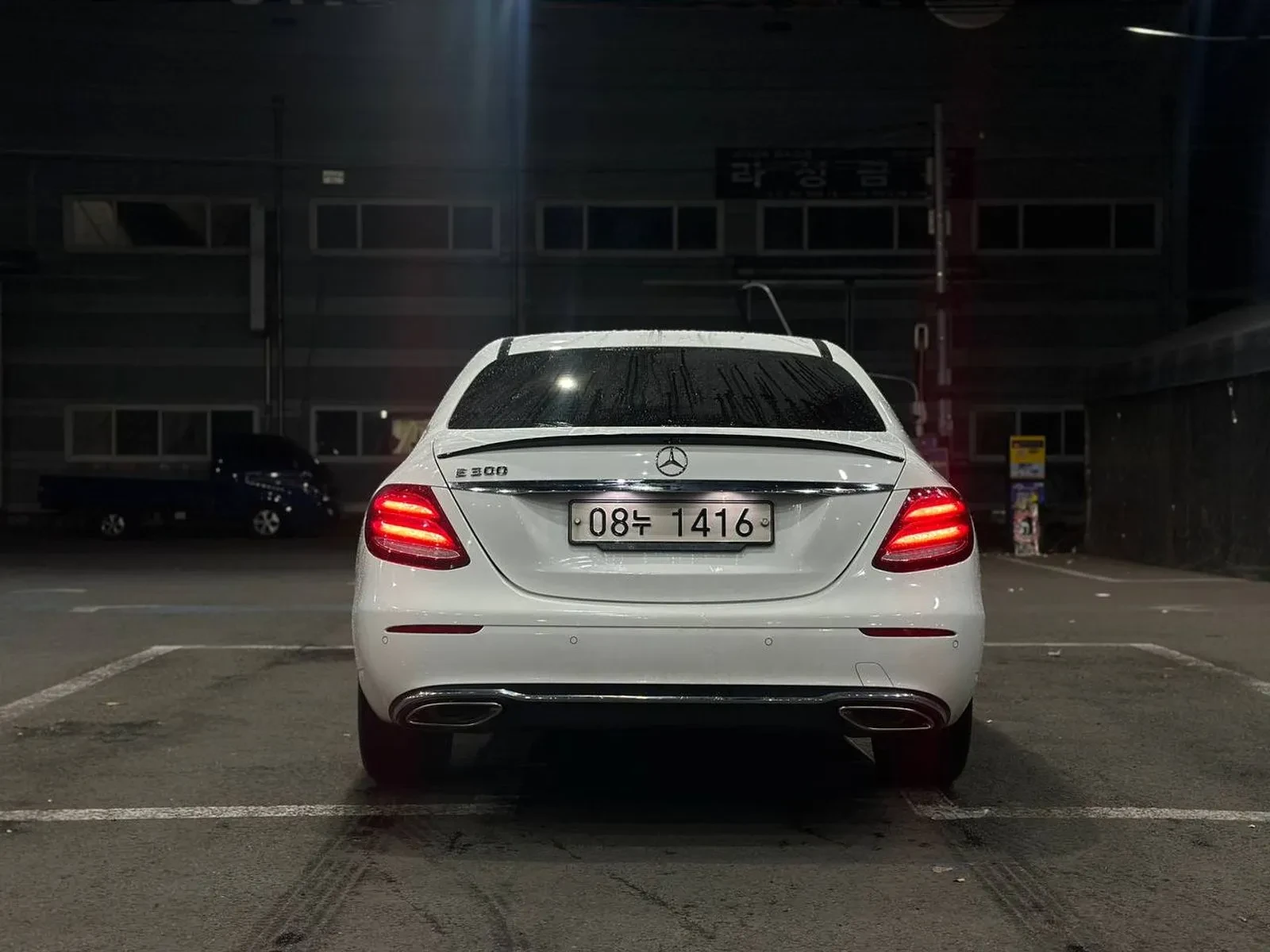 Mercedes-Benz E 300 W213 E300 Avantgarde, снимка 7 - Автомобили и джипове - 54677586