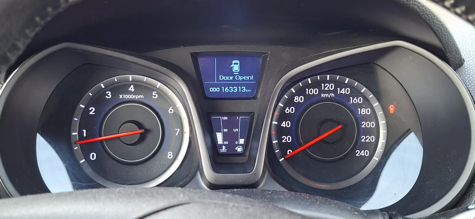 Hyundai Ix20 1.6/125кс, снимка 3 - Автомобили и джипове - 54686362