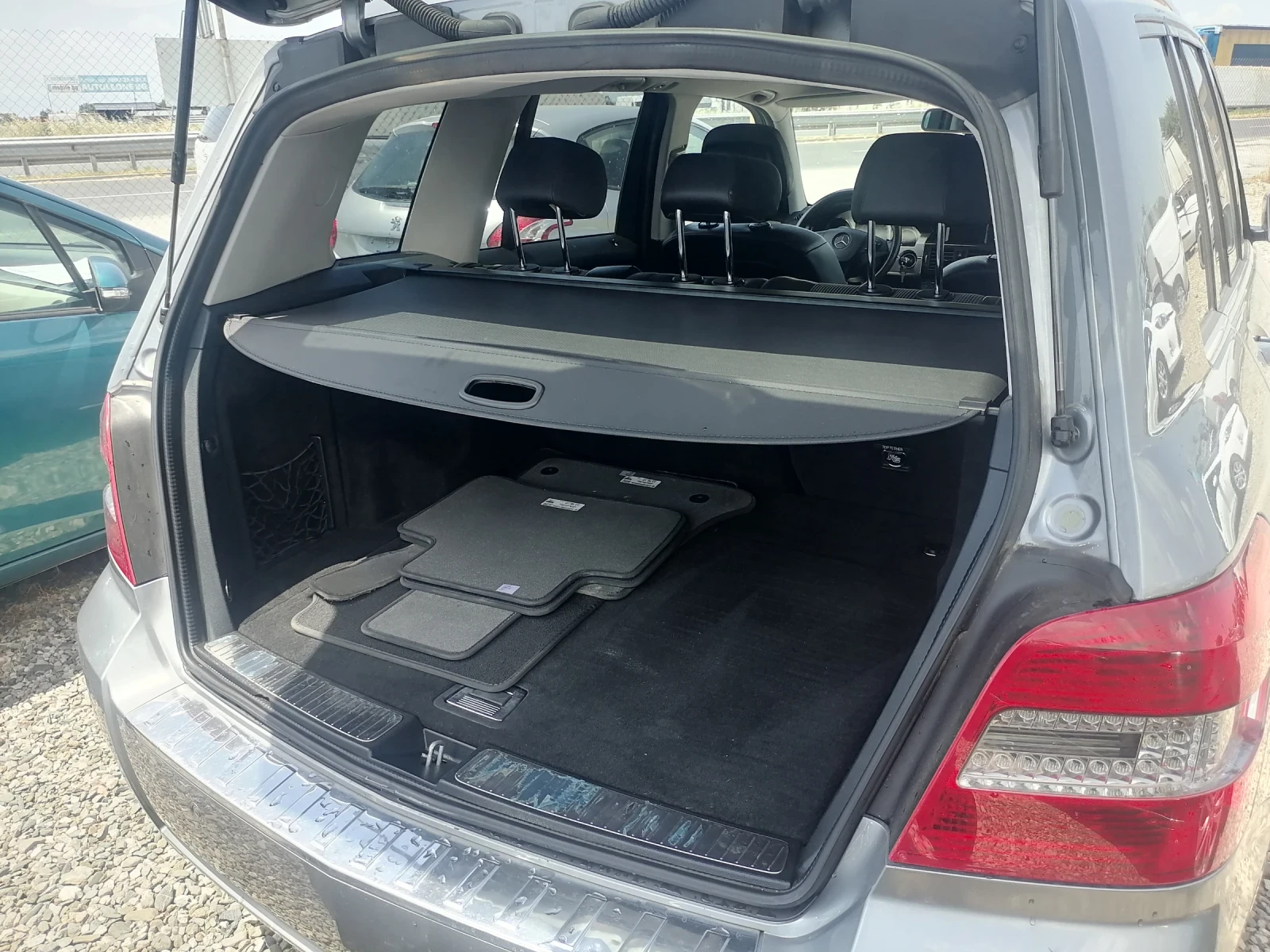 Mercedes-Benz CLK 220CDI AUTOMAT LED, снимка 10 - Автомобили и джипове - 54699206