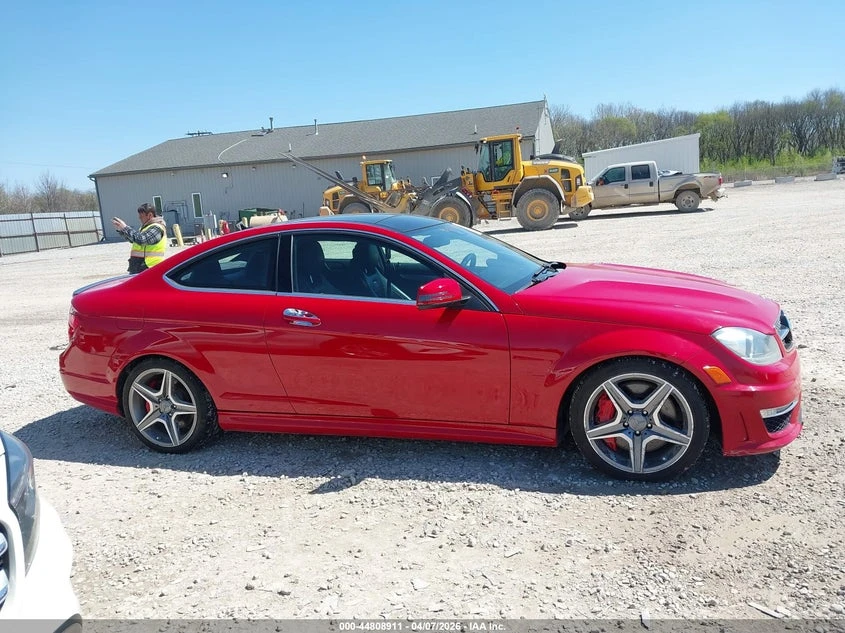 Mercedes-Benz C 63 AMG 6.3l, снимка 13 - Автомобили и джипове - 54773551