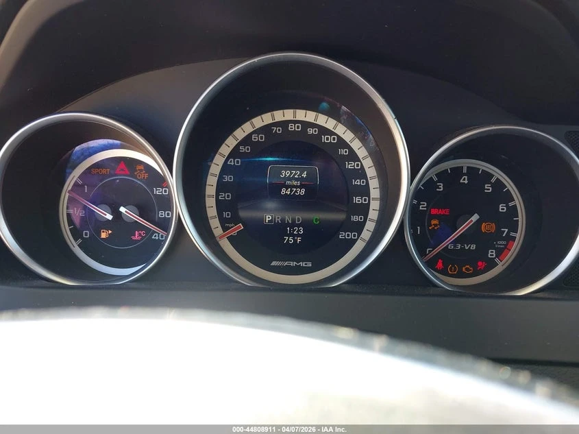 Mercedes-Benz C 63 AMG 6.3l, снимка 7 - Автомобили и джипове - 54773551