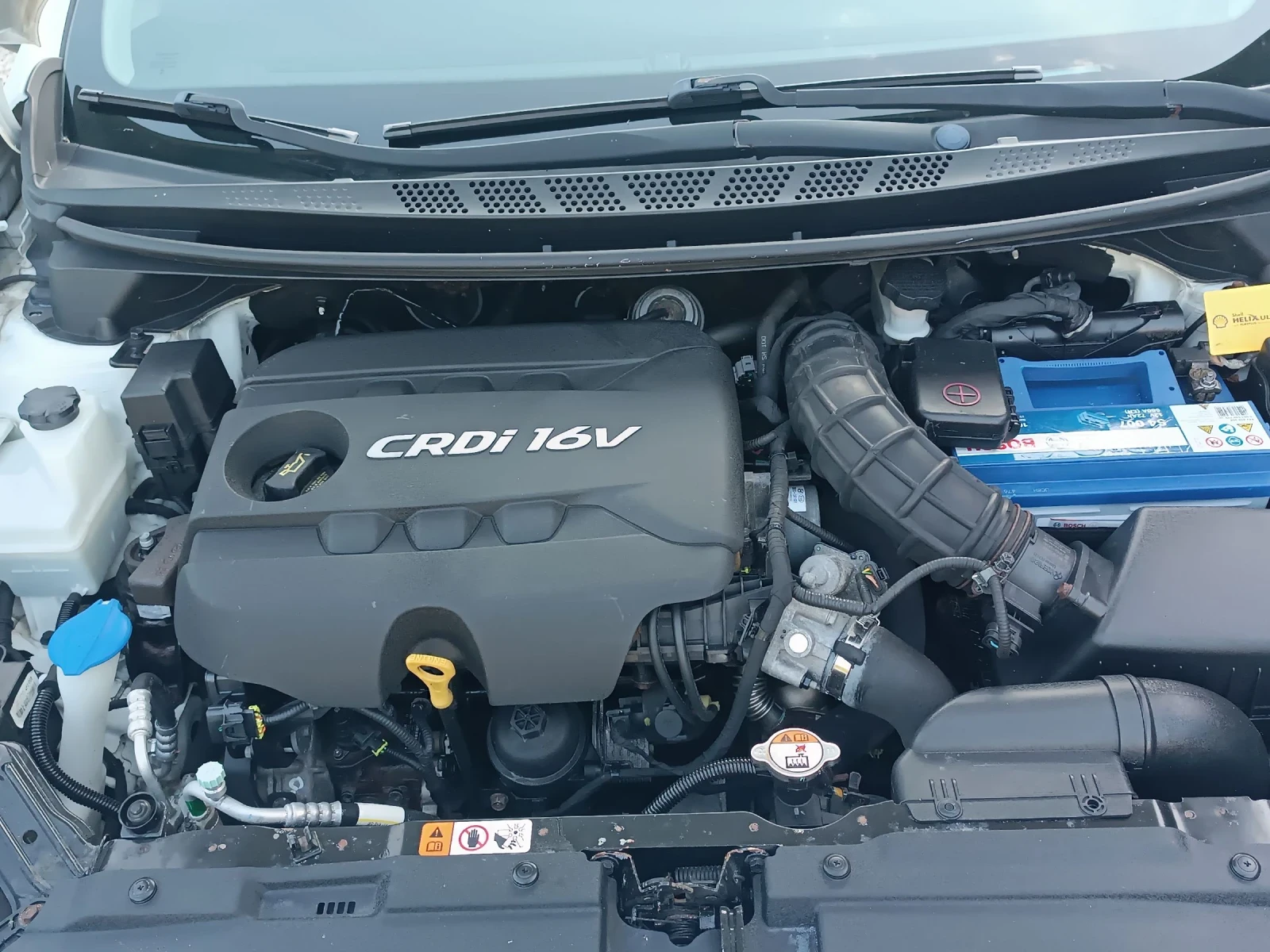 Kia Ceed 1.6CRDI, снимка 11 - Автомобили и джипове - 55073108