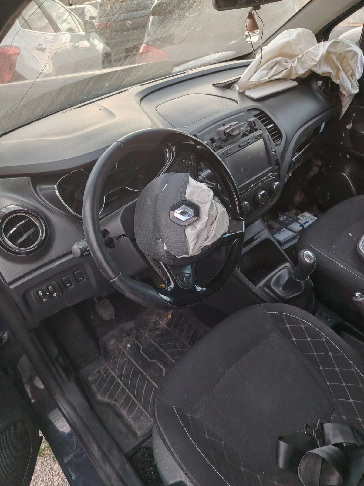 Renault Captur 0.9i | Mobile.bg � ����������� 9