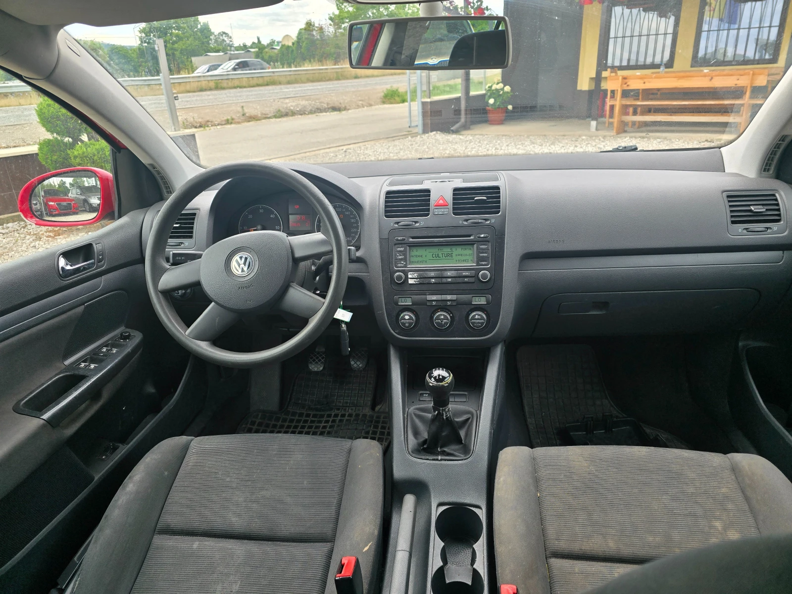 VW Golf 1.9TDI KLIMA, снимка 11 - Автомобили и джипове - 55463041