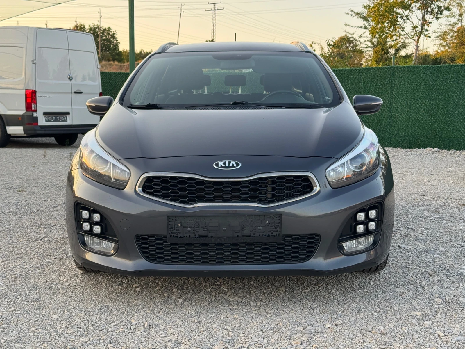 Kia Ceed 1.6 CRDI - Евро 6 - GT Line136 кс, снимка 2 - Автомобили и джипове - 55532895