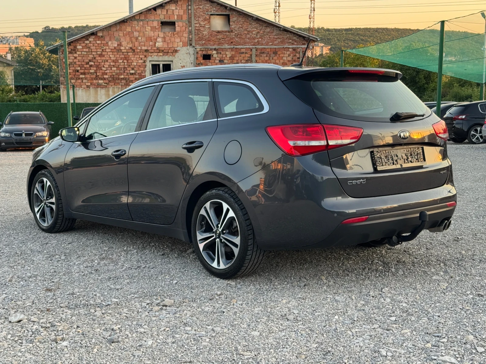 Kia Ceed 1.6 CRDI - Евро 6 - GT Line136 кс, снимка 7 - Автомобили и джипове - 55532895
