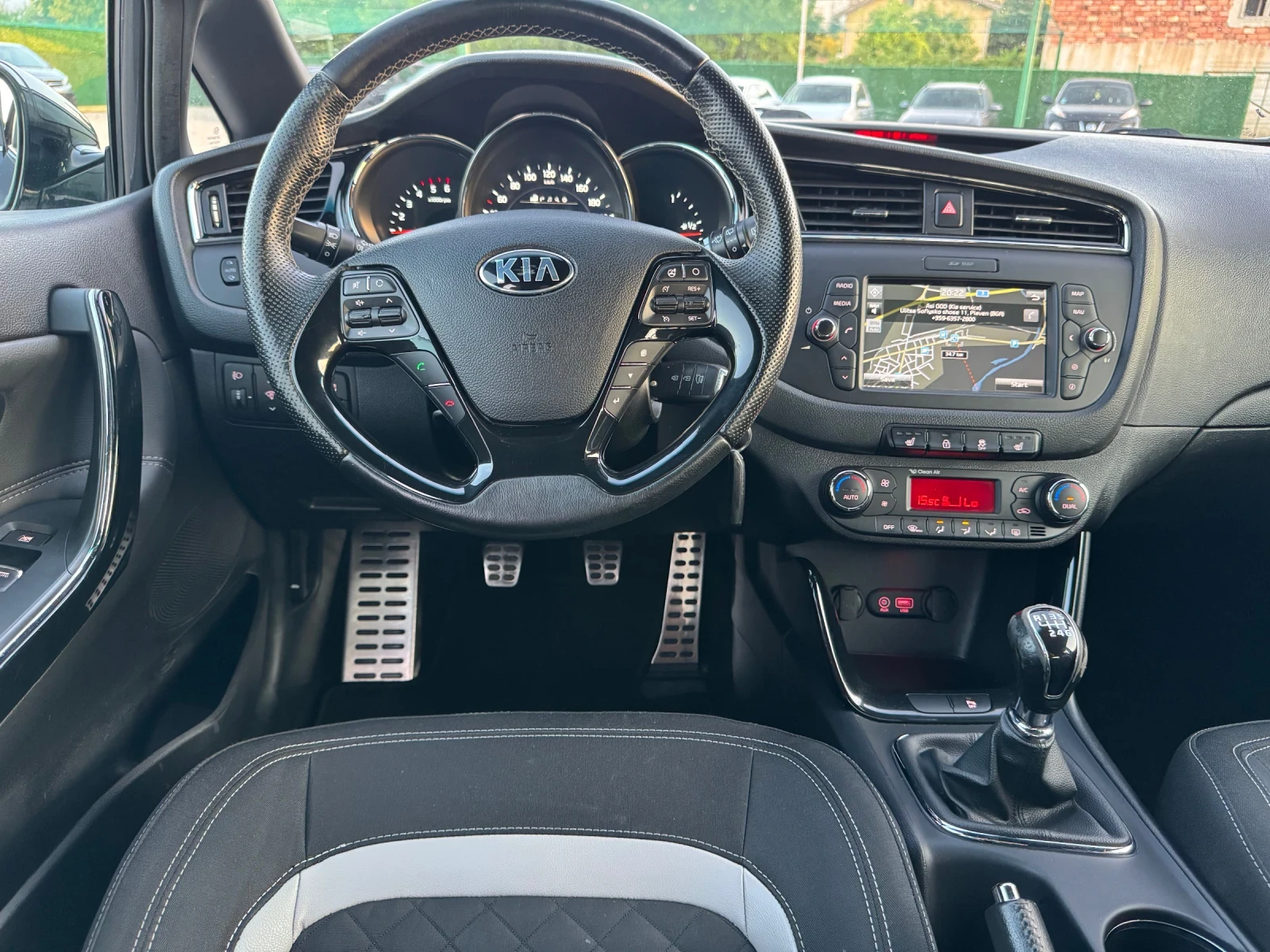Kia Ceed 1.6 CRDI - Евро 6 - GT Line136 кс, снимка 15 - Автомобили и джипове - 55532895