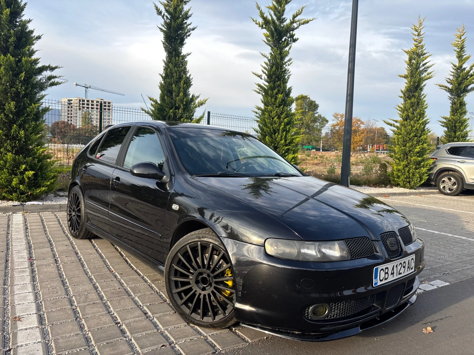 Seat Leon FR 1.8T, снимка 2 - Автомобили и джипове - 56446337
