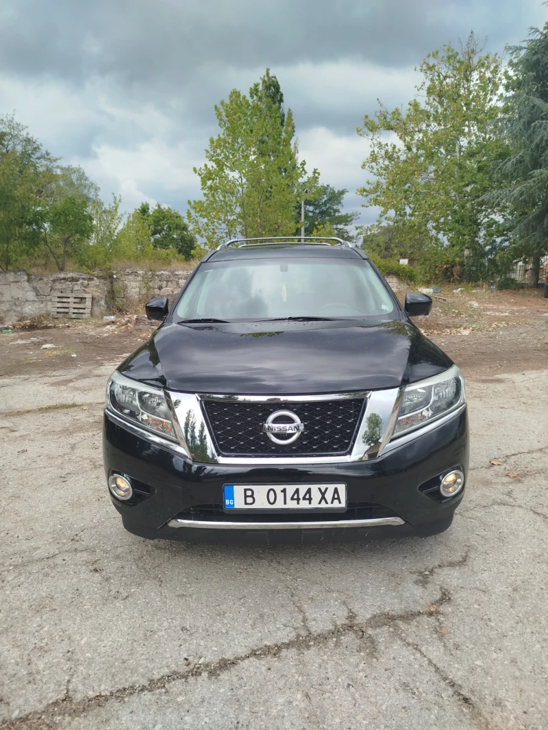 Nissan Pathfinder, снимка 1 - Автомобили и джипове - 47057379