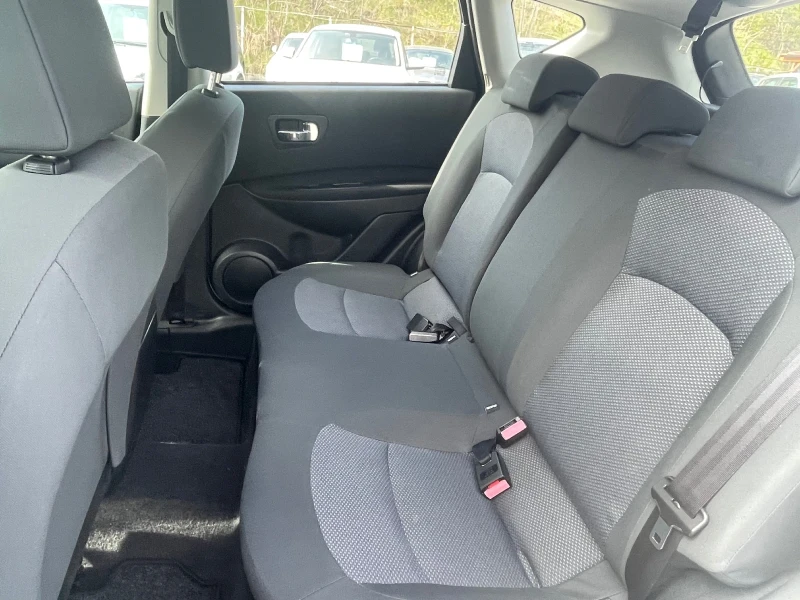 Nissan Qashqai 1.5 DCI , FACELIFT, снимка 12 - Автомобили и джипове - 50388173