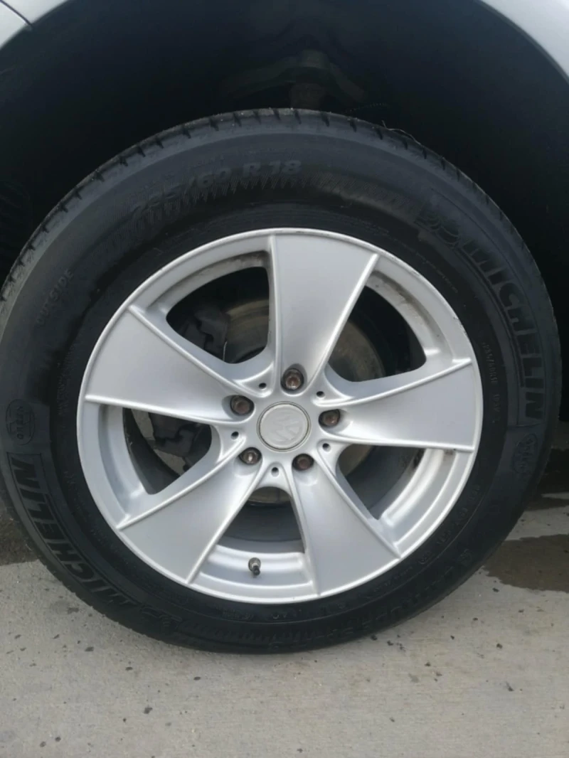 VW Touareg, снимка 6 - Автомобили и джипове - 52714089