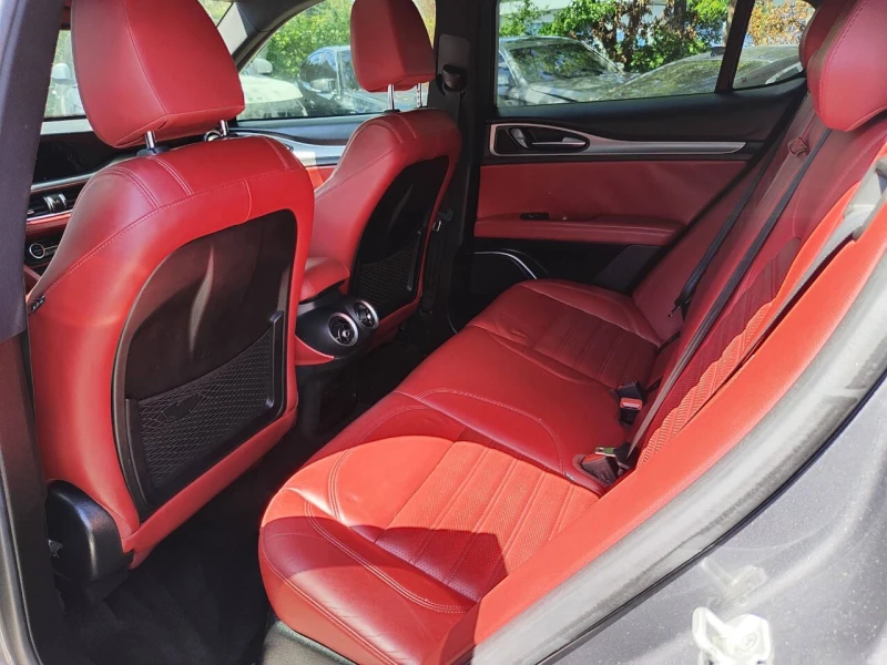 Alfa Romeo Stelvio Ti Sport, снимка 12 - Автомобили и джипове - 52425514