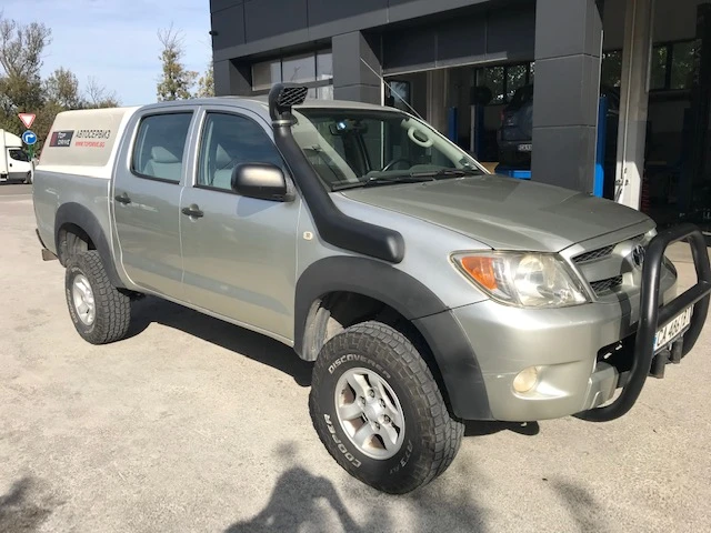 Toyota Hilux double cab, снимка 1 - Автомобили и джипове - 47524470