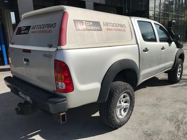 Toyota Hilux double cab, снимка 4 - Автомобили и джипове - 47524470