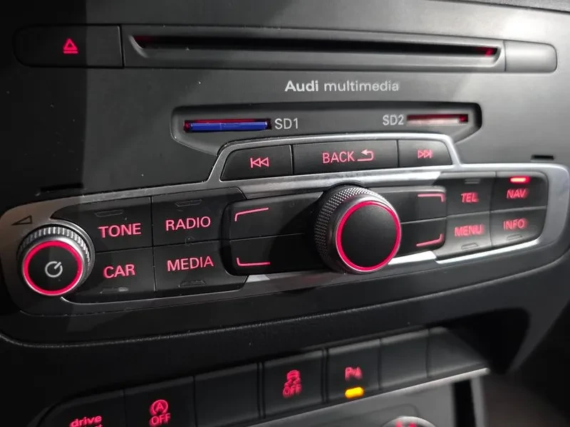 Audi Q3 35 Tdi Quattro Dynamic 8U, снимка 17 - Автомобили и джипове - 55929157