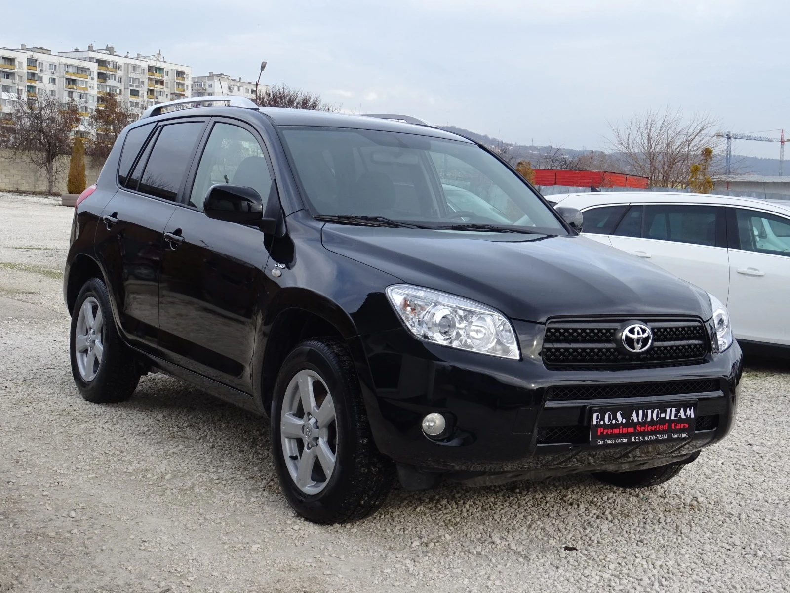 Toyota Rav4 2.2 D-4D 136kc DPF 4WD 5вр. Sol - изображение 6