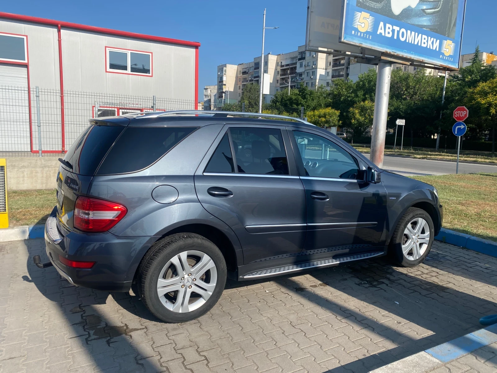 Mercedes-Benz ML 300  - изображение 7