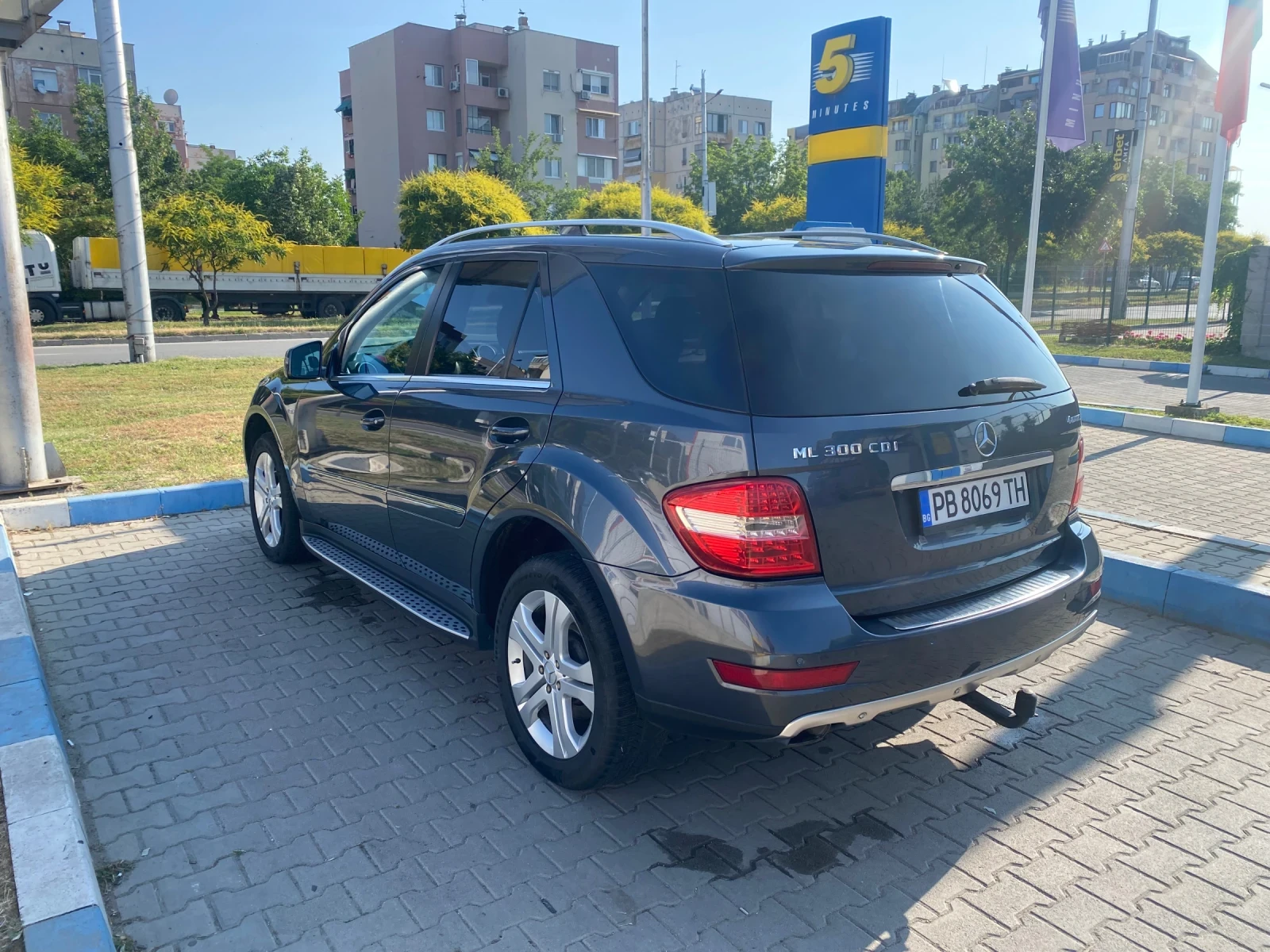 Mercedes-Benz ML 300  - изображение 2