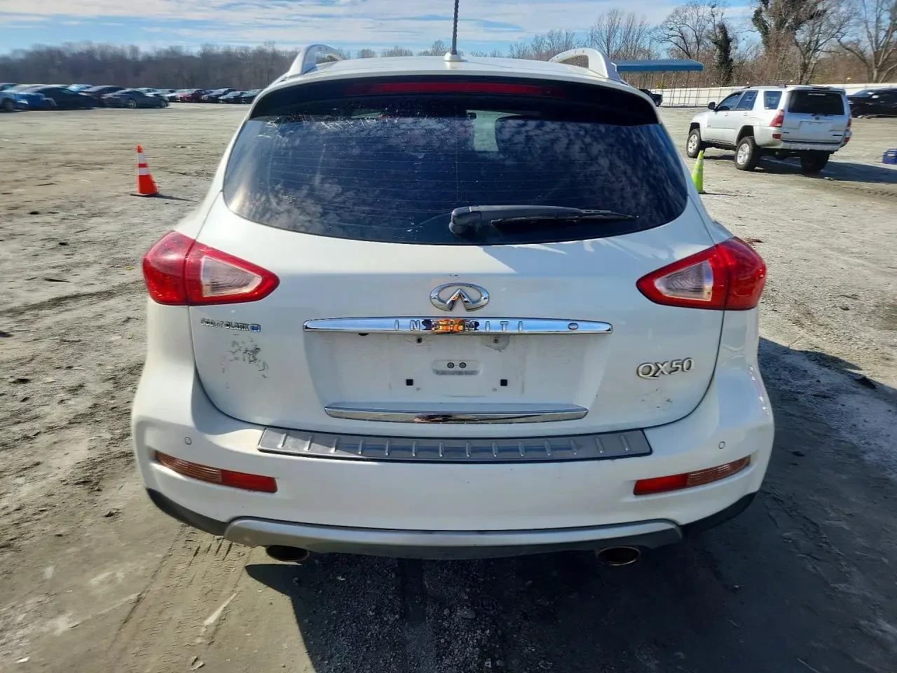 Infiniti QX50, снимка 6 - Автомобили и джипове - 53921872