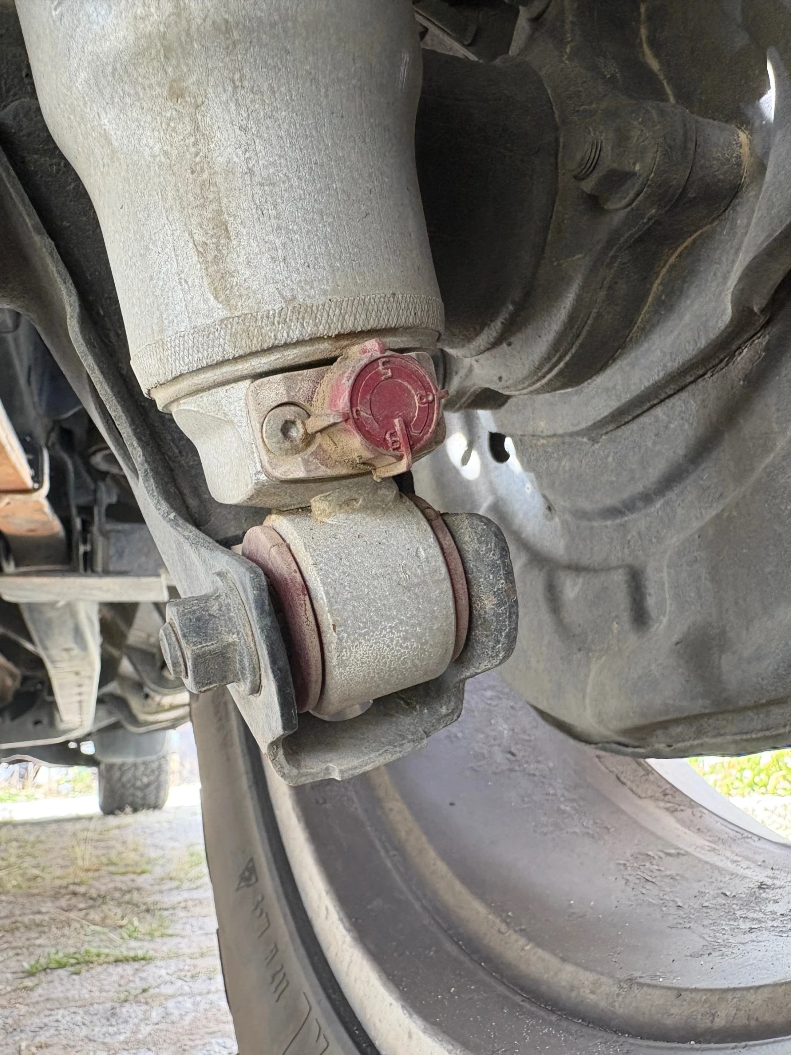 Toyota Tundra, снимка 4 - Автомобили и джипове - 54079959