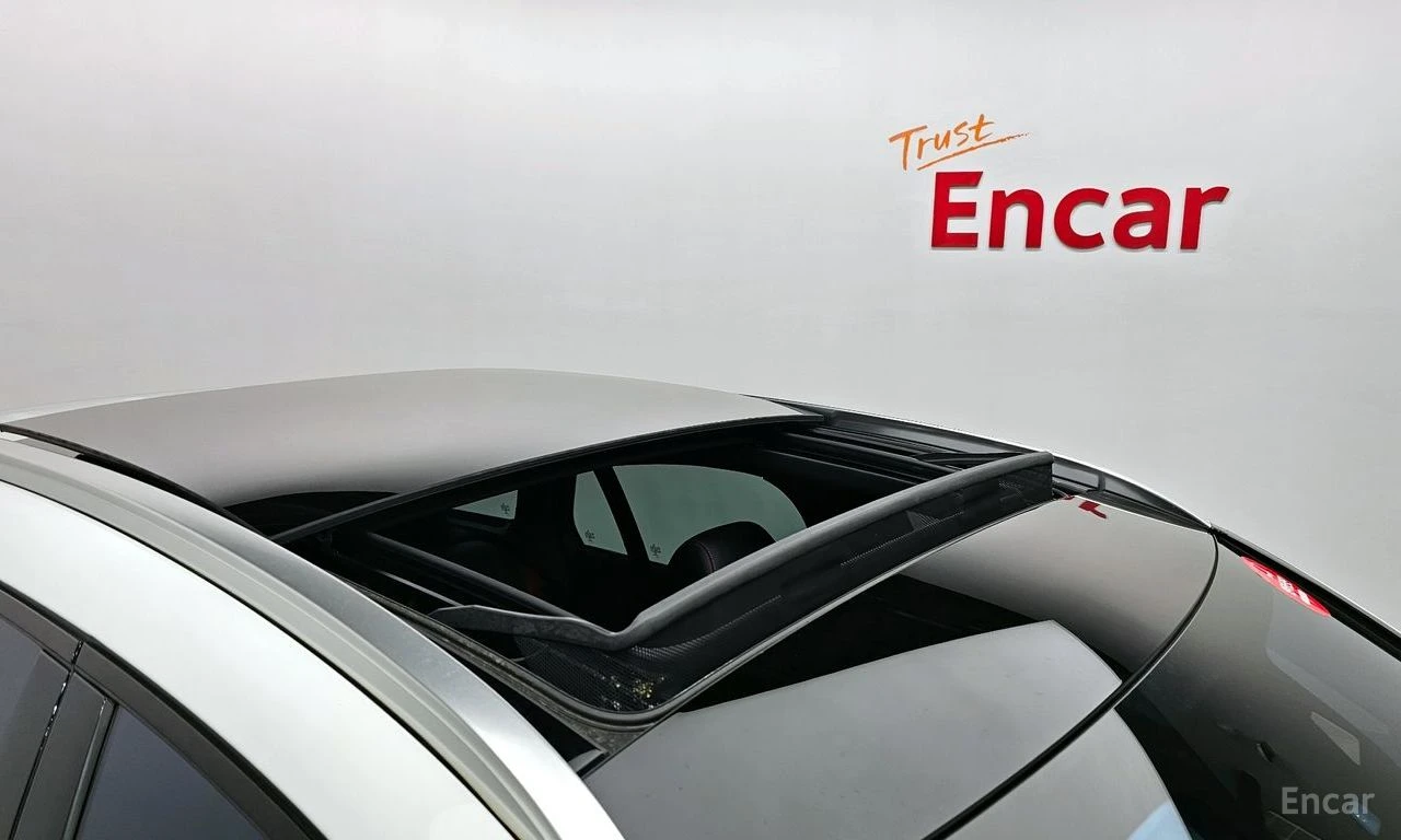 Mercedes-Benz GLC 43 AMG PANO * HEAD-UP * 360 CAM * CARBON, снимка 14 - Автомобили и джипове - 54517841
