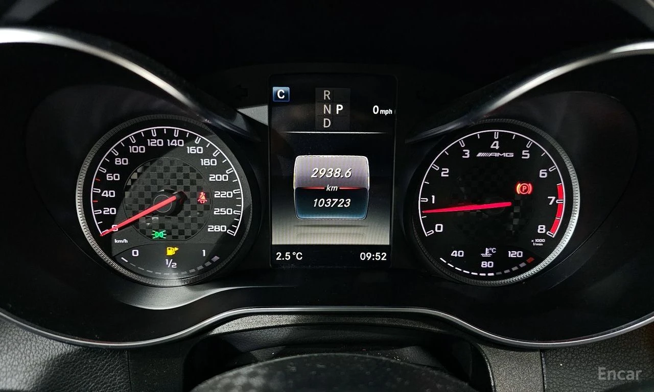 Mercedes-Benz GLC 43 AMG PANO * HEAD-UP * 360 CAM * CARBON, снимка 11 - Автомобили и джипове - 54517841