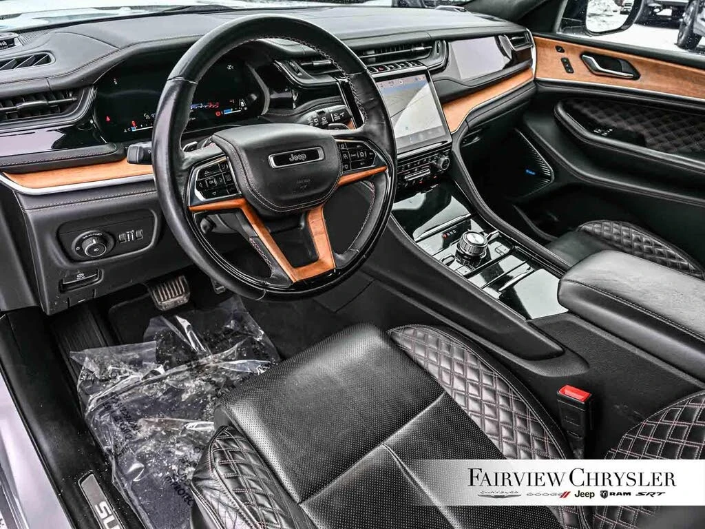 Jeep Grand cherokee Summit Reserve 5.7 , снимка 7 - Автомобили и джипове - 54642249