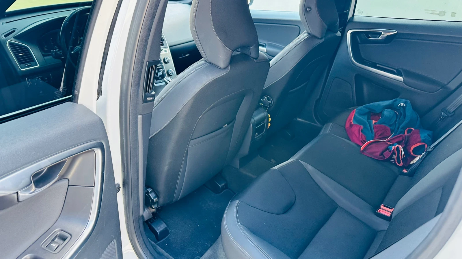 Volvo XC60 2.0 bi-turbo(181kc) | Mobile.bg � ����������� 8