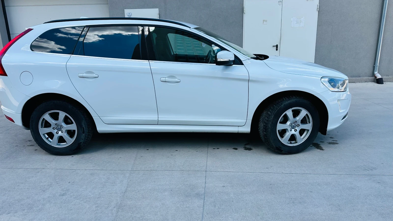 Volvo XC60 2.0 bi-turbo(181kc) | Mobile.bg � ����������� 14