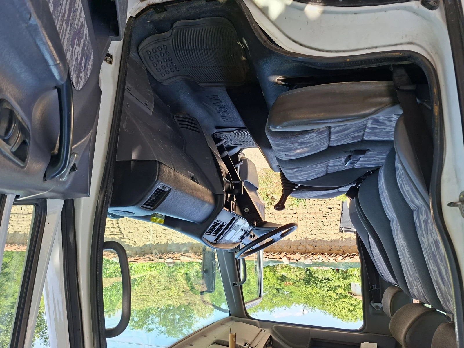Nissan Capstar, снимка 2 - Бусове и автобуси - 55458605