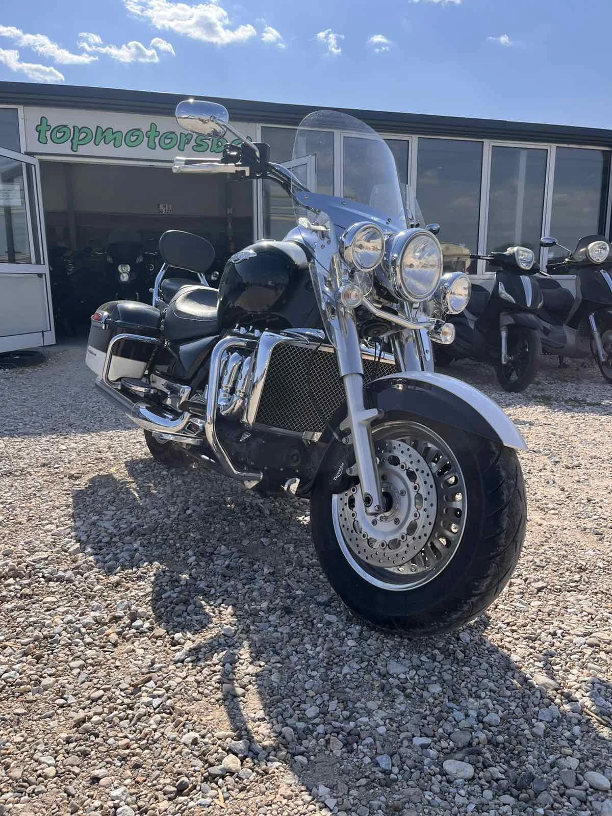 Triumph Rocket   | Mobile.bg   13