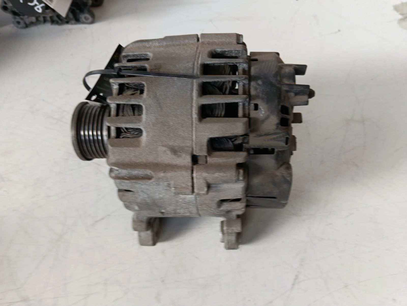 алтернатор 2.0TDI Audi A4