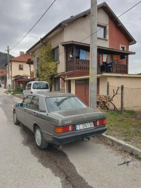 Mercedes-Benz 190, снимка 2